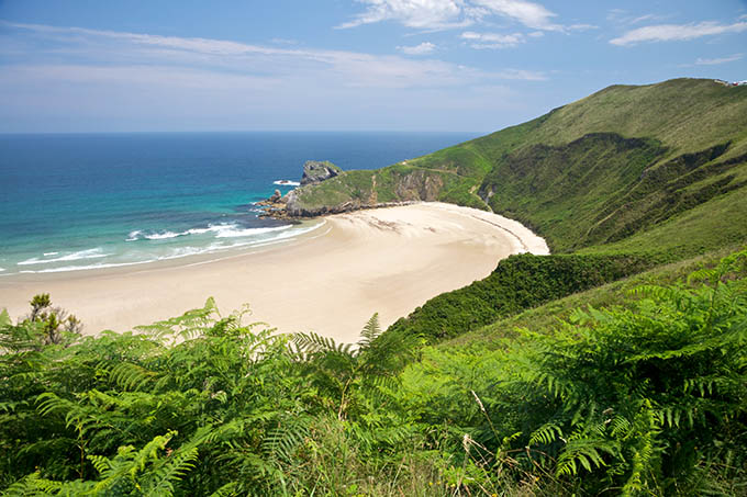 ✔   La Playa de Torimbia entre las 20 Mejores de España 2014